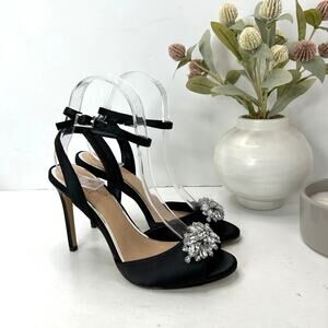 Jewel Badgley Mischka Hayden Satin Rhinestone Peep-Toe Heel Black Women 6 NWOB